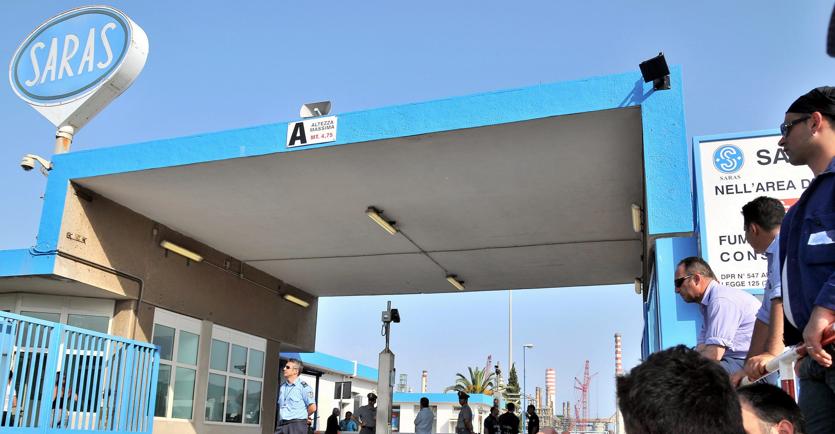 Saras sconta in Borsa l addio dei russi di Rosneft Il Sole 24 ORE